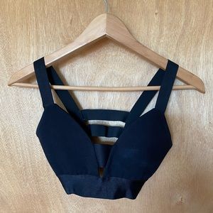 Strappy S+N crop top